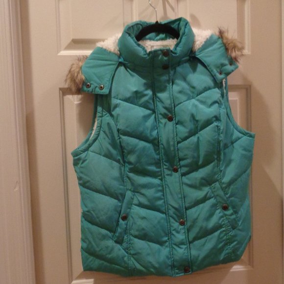 GreenTea Jackets & Coats Teal Vest By Green Tea With Detachable